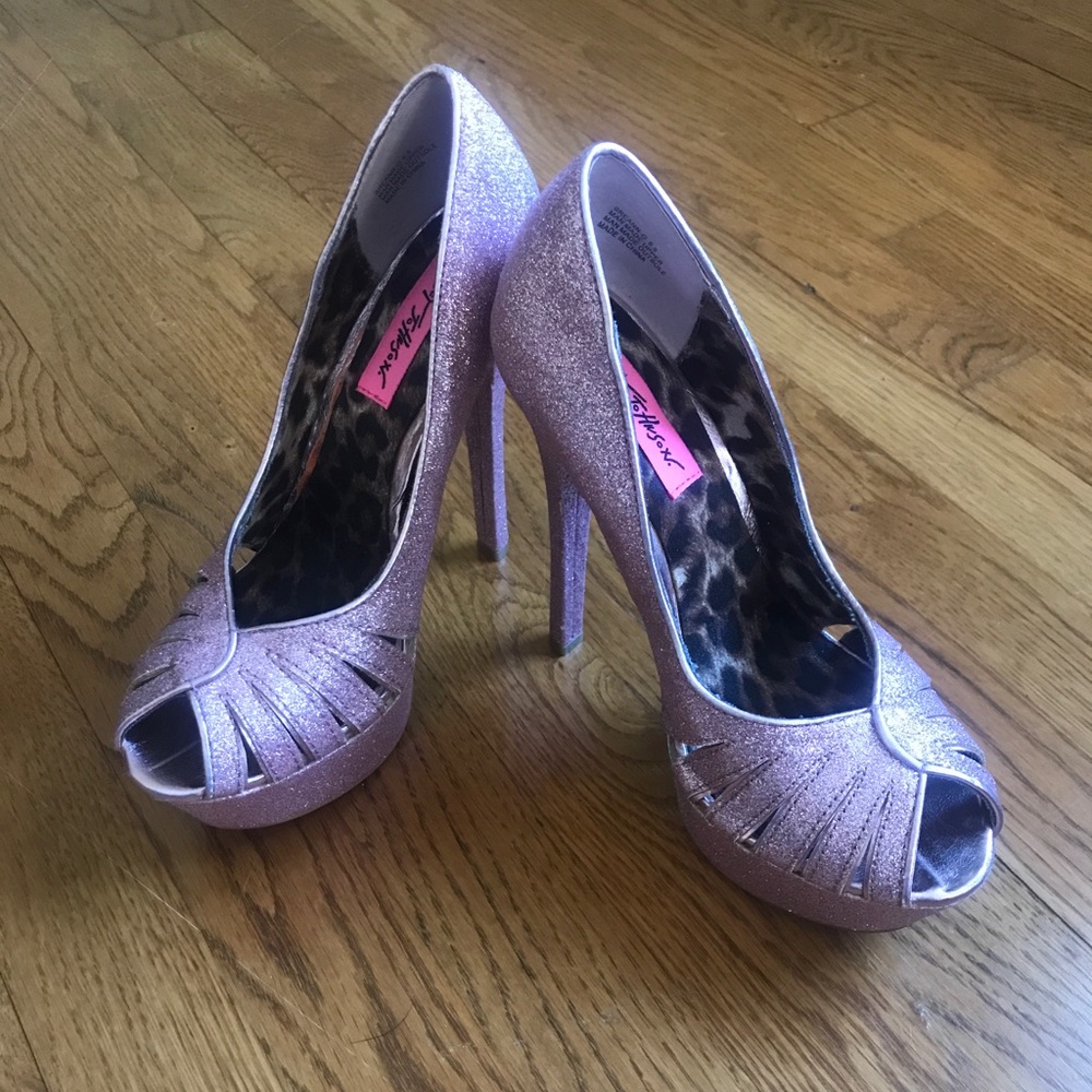 Rare 6.5 Betsey Johnson Pink Glitter Stillettos